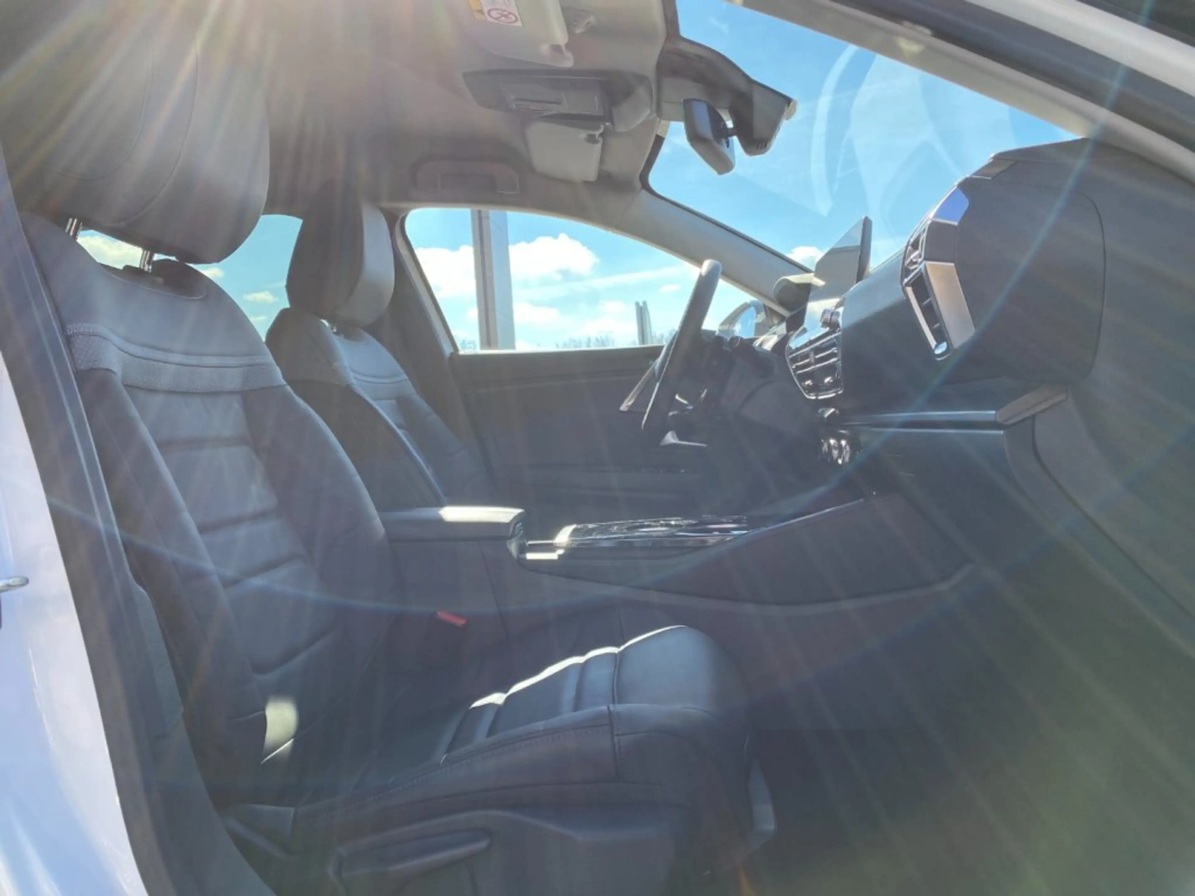 Citroen C5 X PureTech 130 EAT8 Shine — photo 9