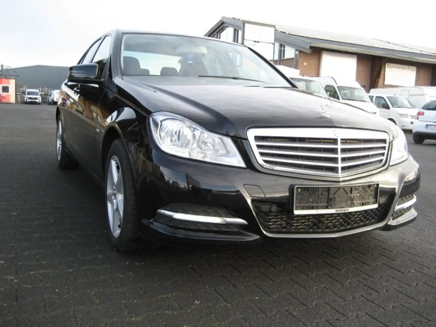 Mercedes-Benz C 200 C 200 CDI BlueEfficiency (204.001) Schwarz - 2