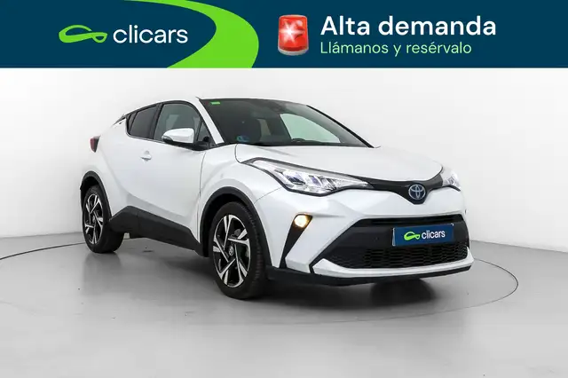 Toyota C-HR view 3