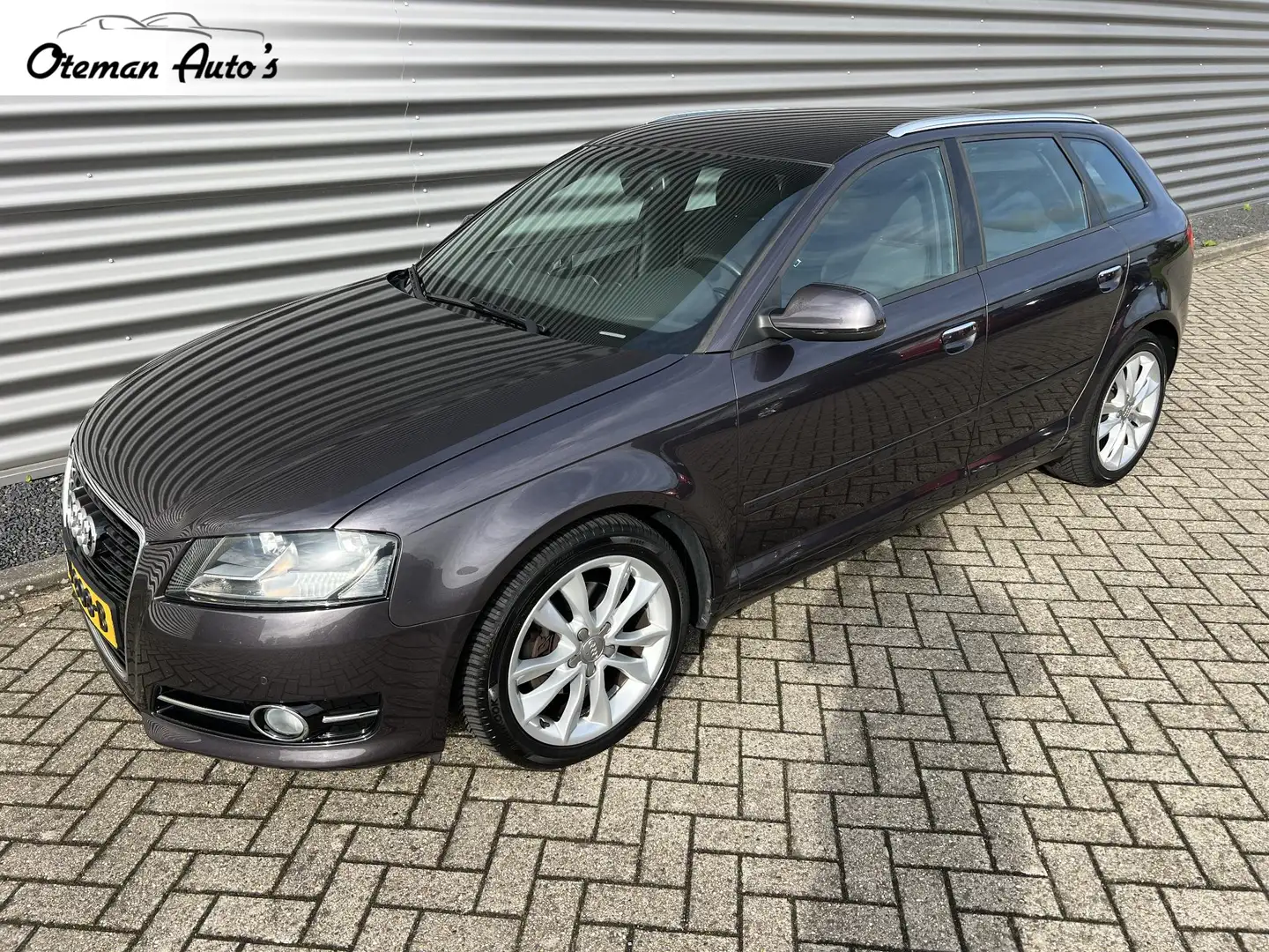 Audi A3 Sportback 1.4 TFSI Ambition Automaat Grigio - 1