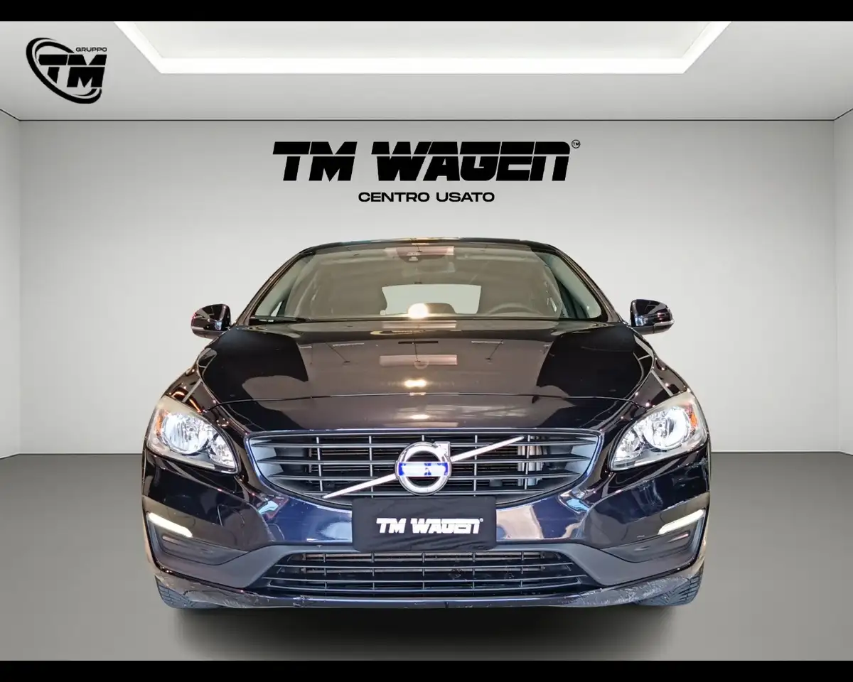 2016 Volvo V60 D2 Geartronic Business 120CV 2016, photograph 2
