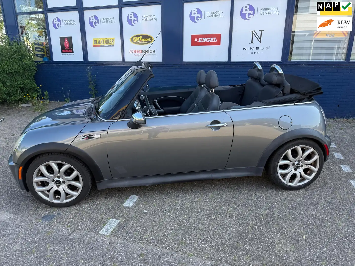 MINI Cooper S Cabrio Mini 1.6 Chili *** AUTOMAAT/CABRIO/LEDER ((((( Grau - 1