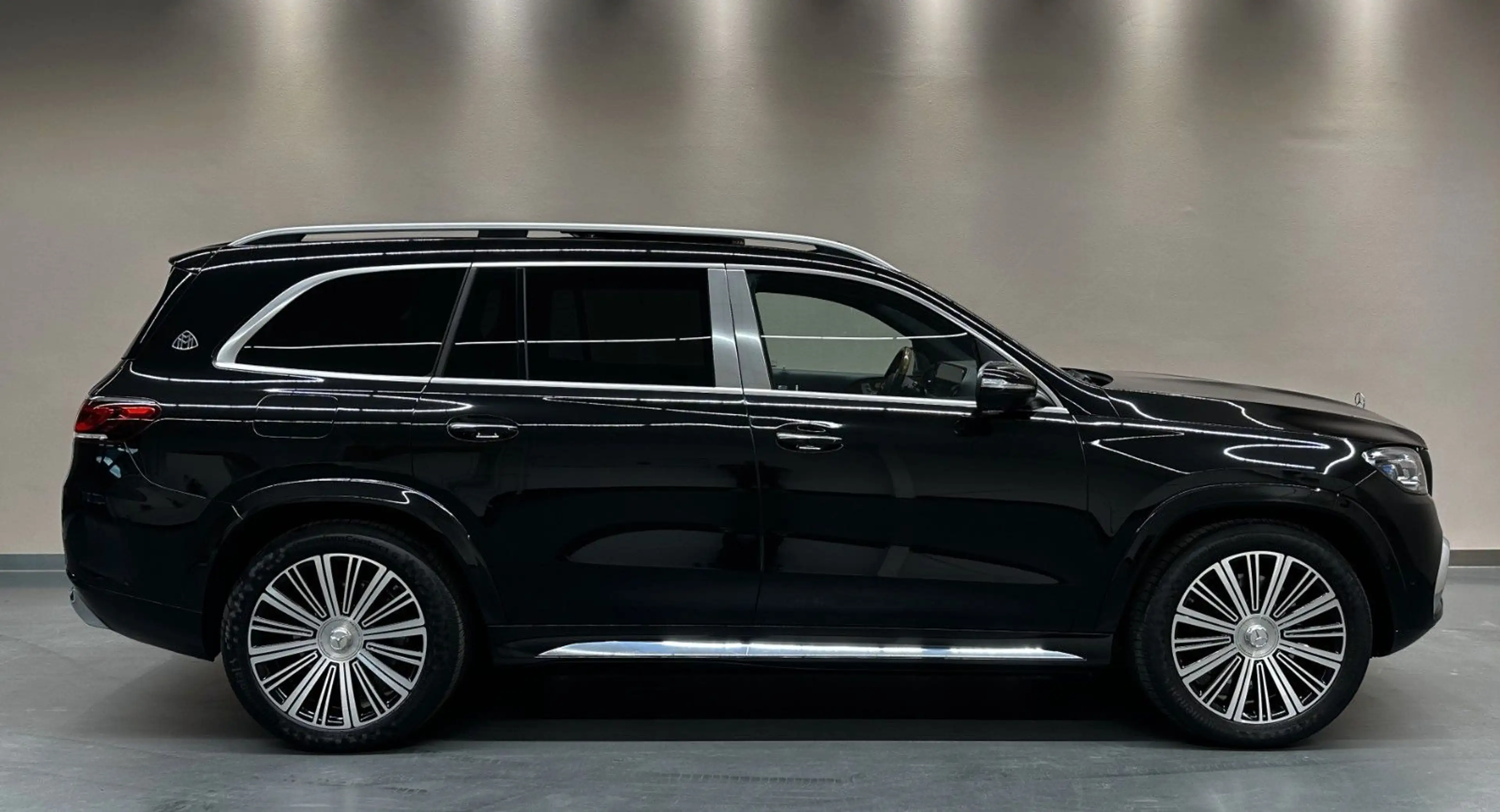 Mercedes-Benz GLS 600 GLS600 Maybach 4M*1.HAND*CHAUFFEURSTELLUNG*PANO* — photo 8