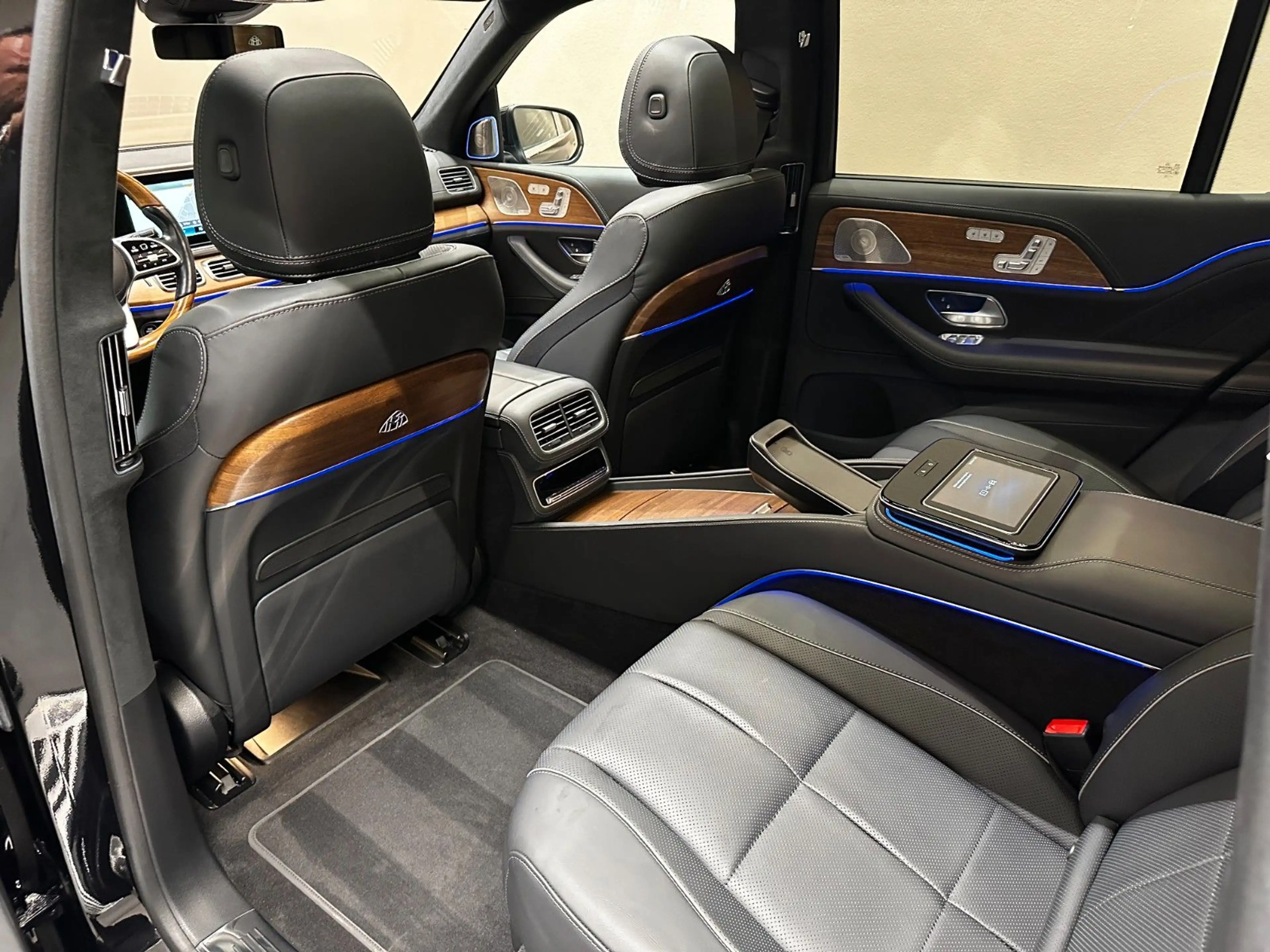 Mercedes-Benz GLS 600 GLS600 Maybach 4M*1.HAND*CHAUFFEURSTELLUNG*PANO* — photo 14