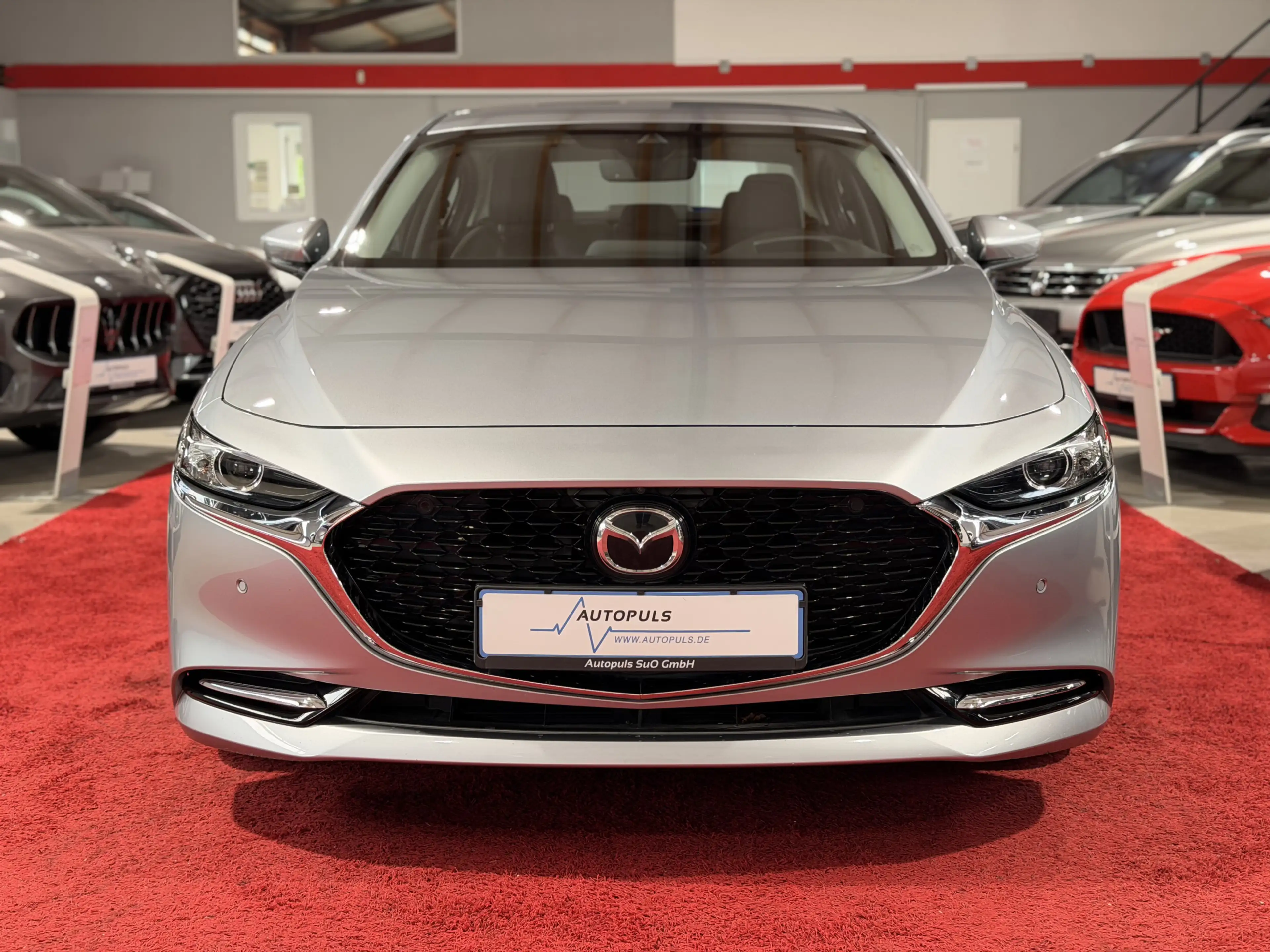 Mazda 3 Selection*BOSE*HUD*CARPLAY*LED*ACC*LEDER* — photo 5