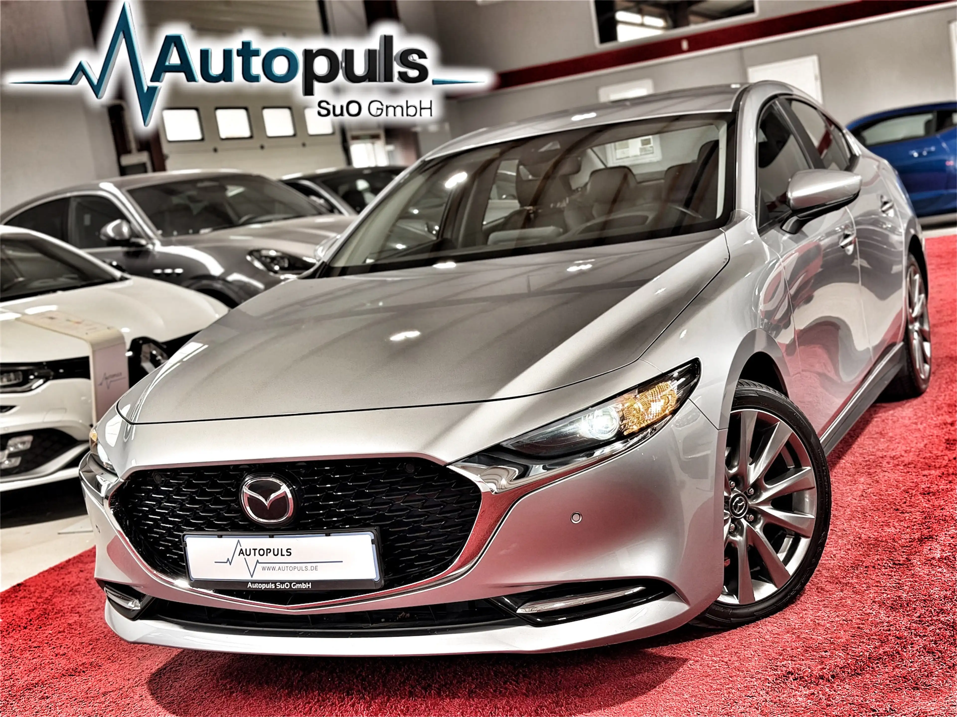 Mazda 3 Selection*BOSE*HUD*CARPLAY*LED*ACC*LEDER*