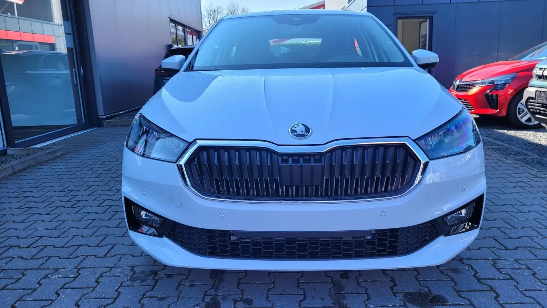 Skoda Fabia Selection*5JGar*LED*Shzg*PDC*Cam*15Zoll* Weiß - 2