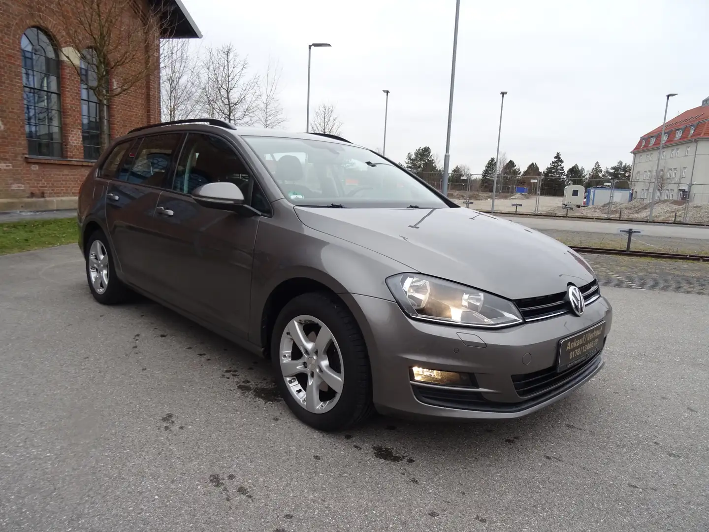 Volkswagen Golf Variant Comfortline BMT Grau - 1