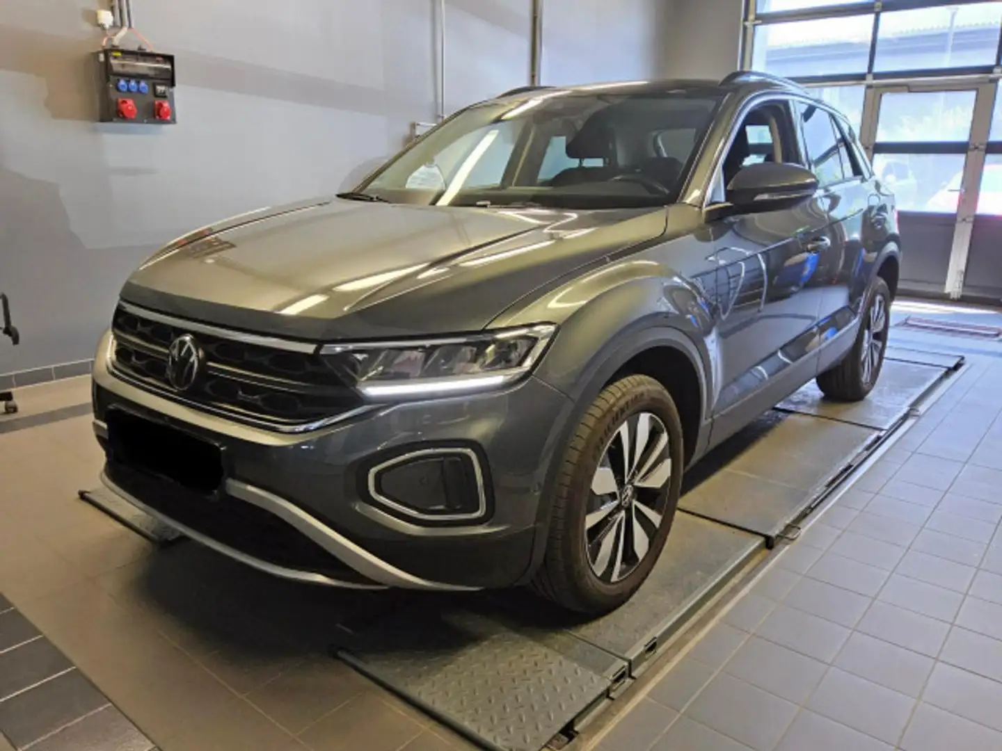 Volkswagen T-Roc Move 1.5 TSI DSG *AHK*LED*VIRTUAL*NAVI*17* Grey - 2