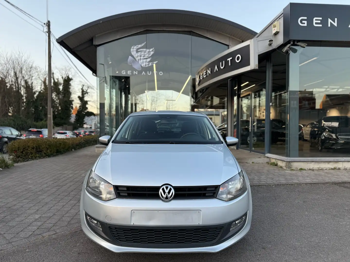 Volkswagen Polo 1.4i Highline Euro5 PDC Airco Grigio - 2