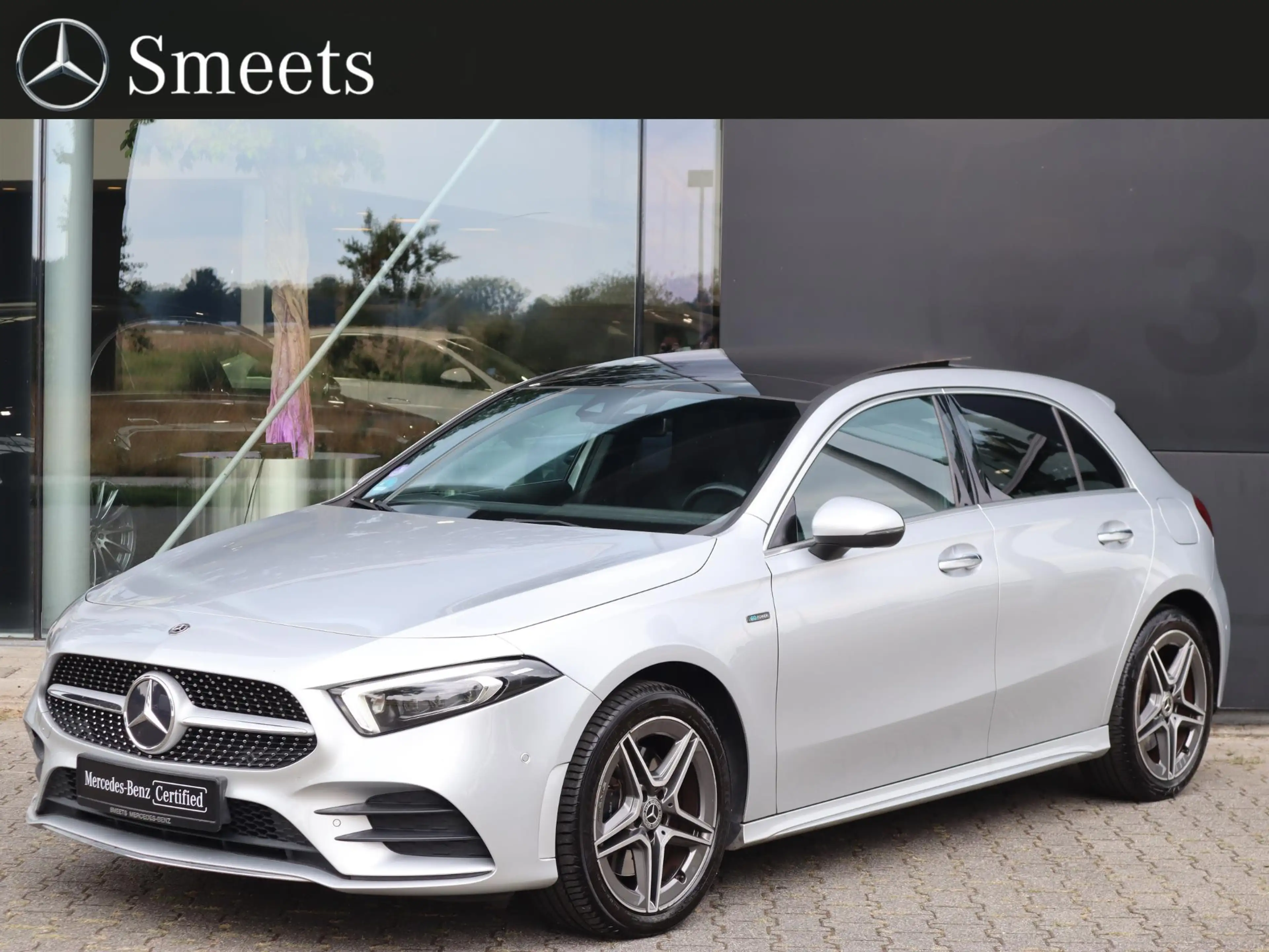Mercedes-Benz A 250 e Business Solution AMG Limited