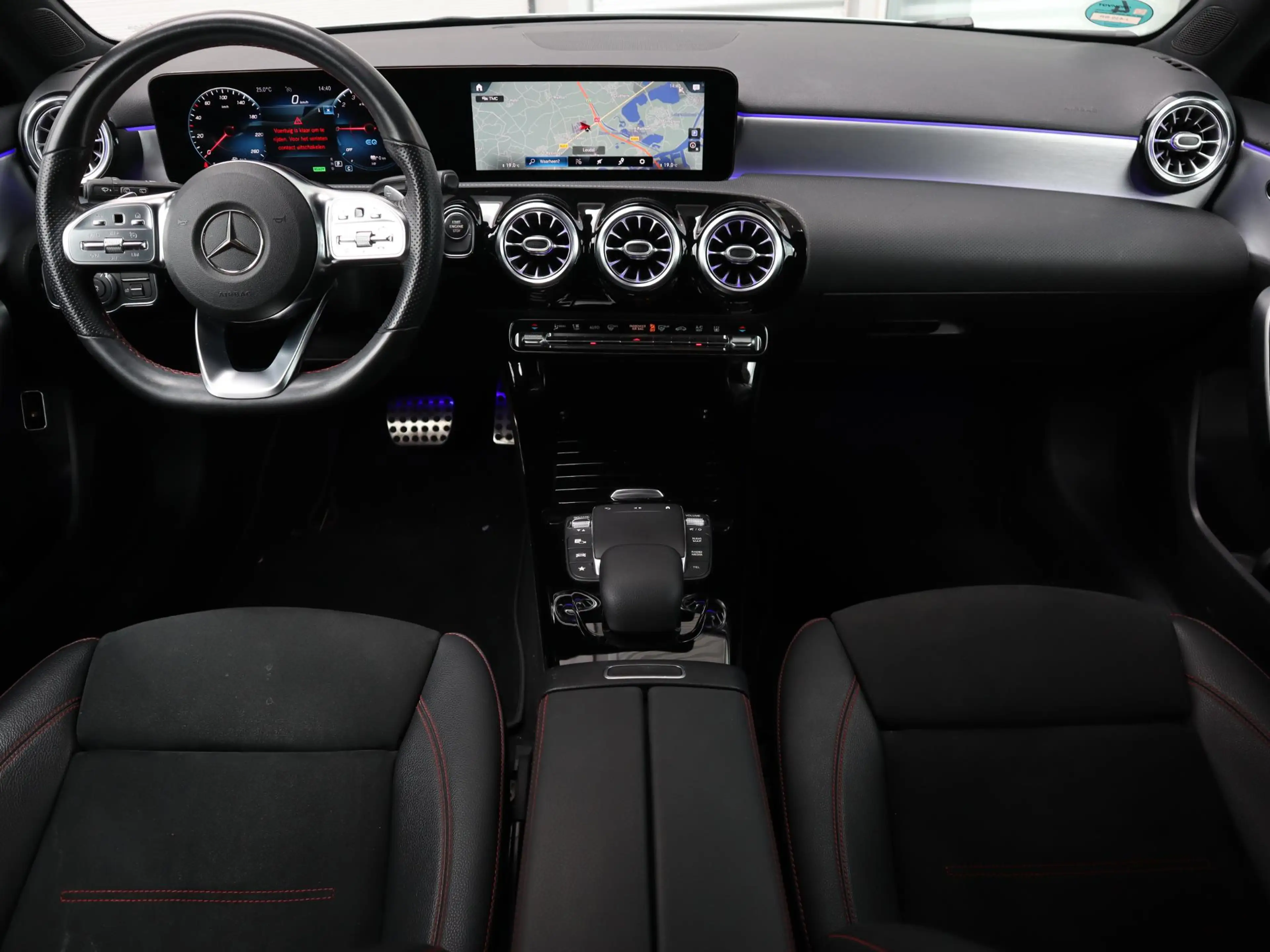 Mercedes-Benz A 250 e Business Solution AMG Limited — photo 11