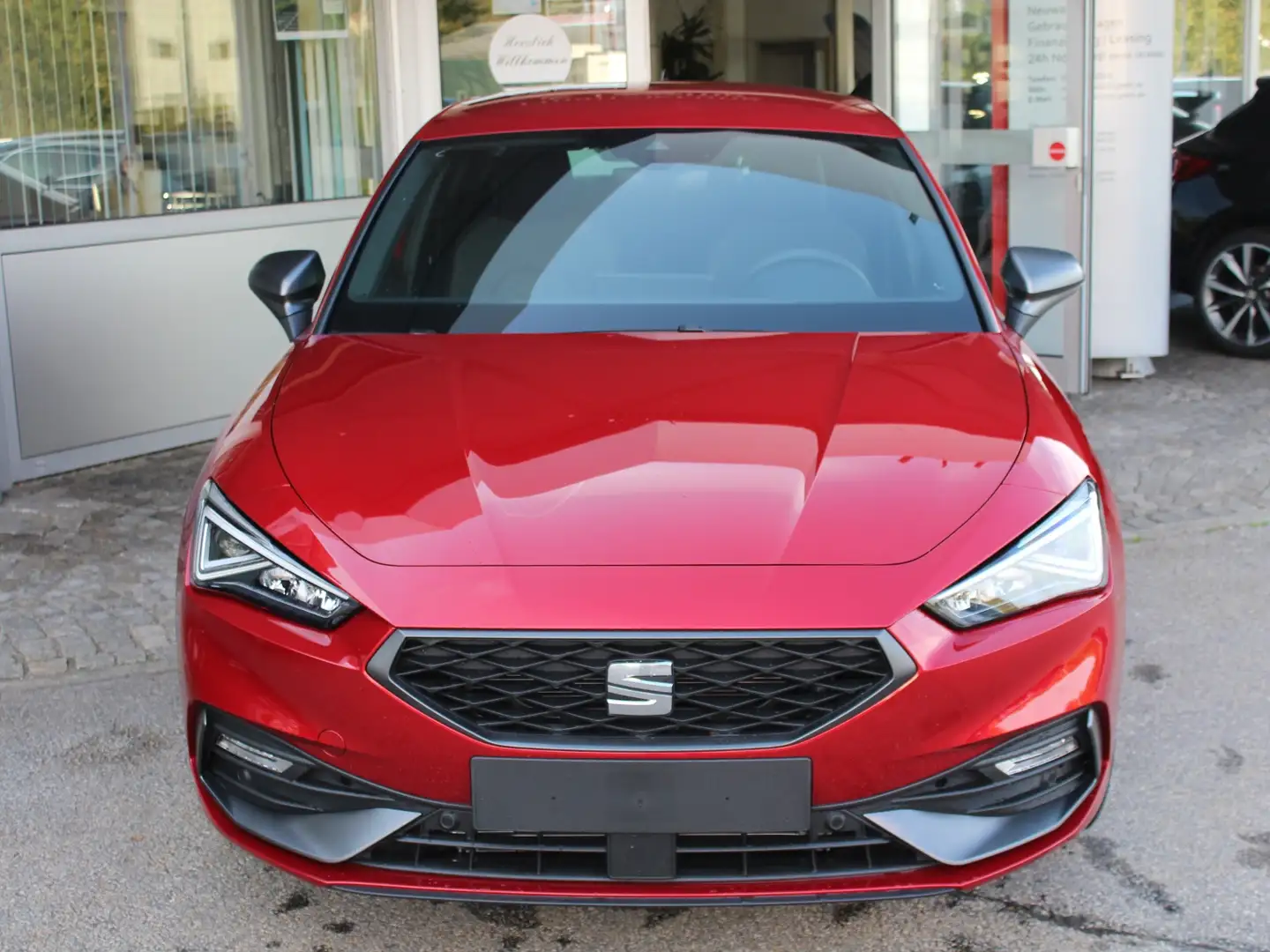 SEAT Leon FR 1.5 eTSI DSG KLIMA LED NAVI ALU Rouge - 2
