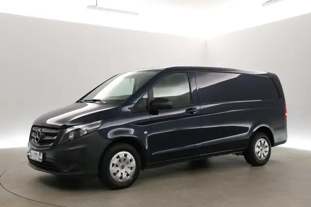 Mercedes-Benz Vito view 8