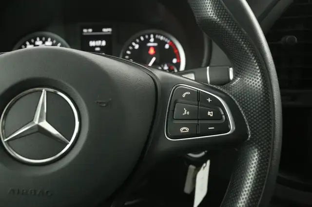 Mercedes-Benz Vito view 15