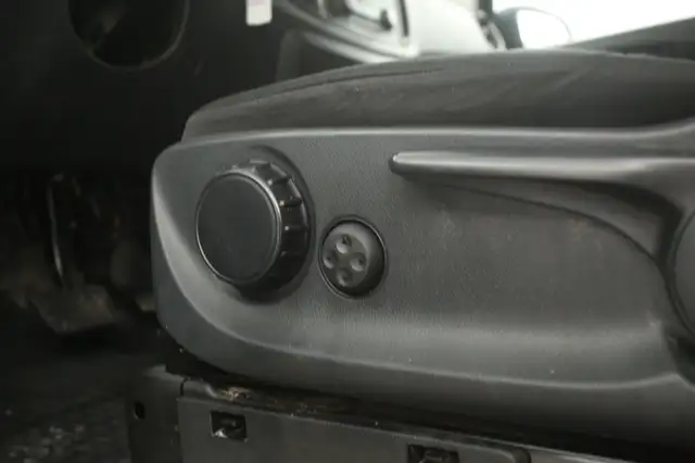 Mercedes-Benz Vito view 20