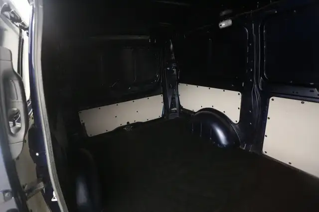 Mercedes-Benz Vito view 24