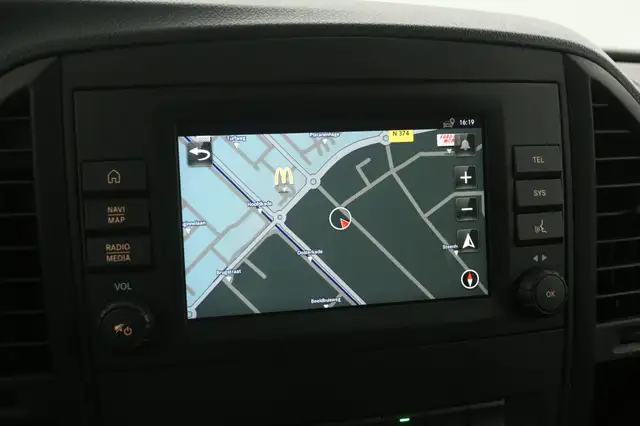 Mercedes-Benz Vito view 13