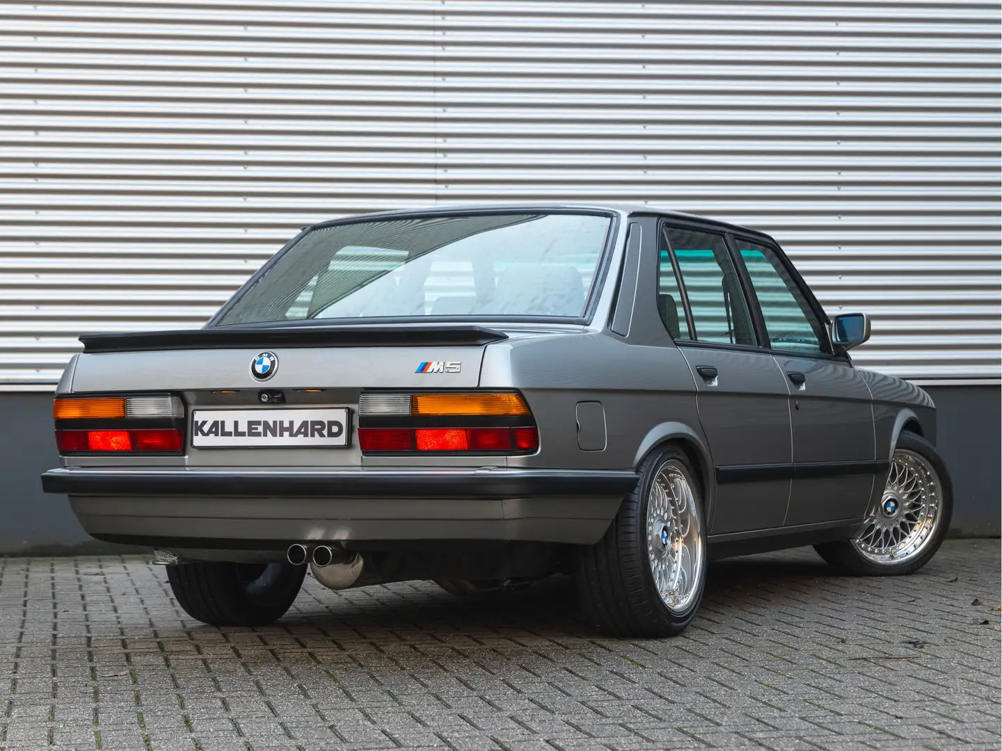 BMW M5 5-serie E28 - Voll Restauratie Grijs - 2