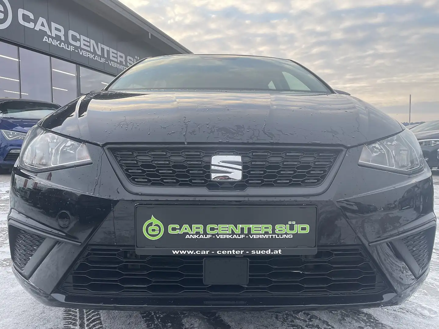SEAT Ibiza 1,0 Reference Schwarz - 2