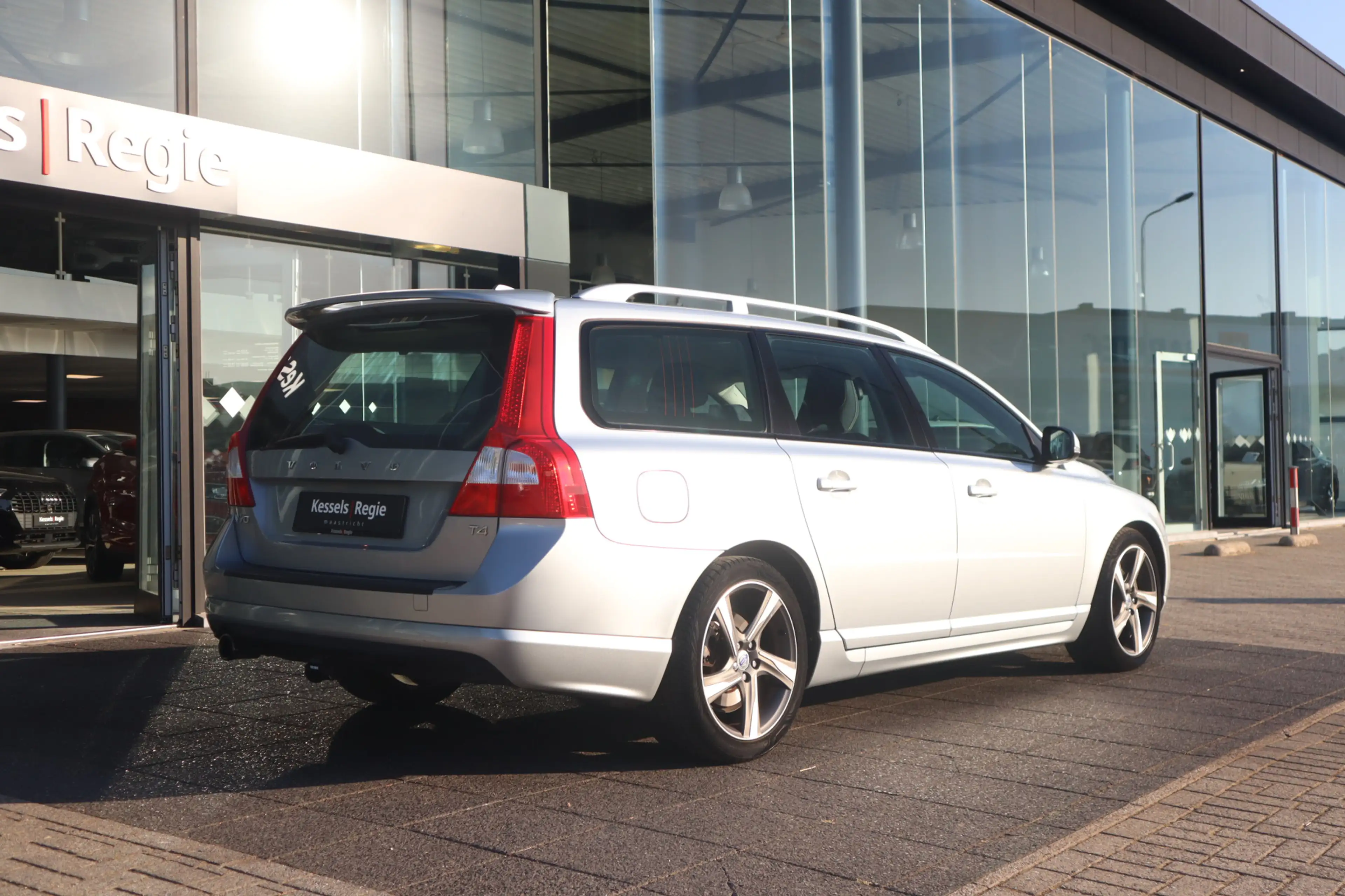 Volvo V70 1.6 T4 R-Edition | CarPlay | Stoelverwarming | Lee — photo 5