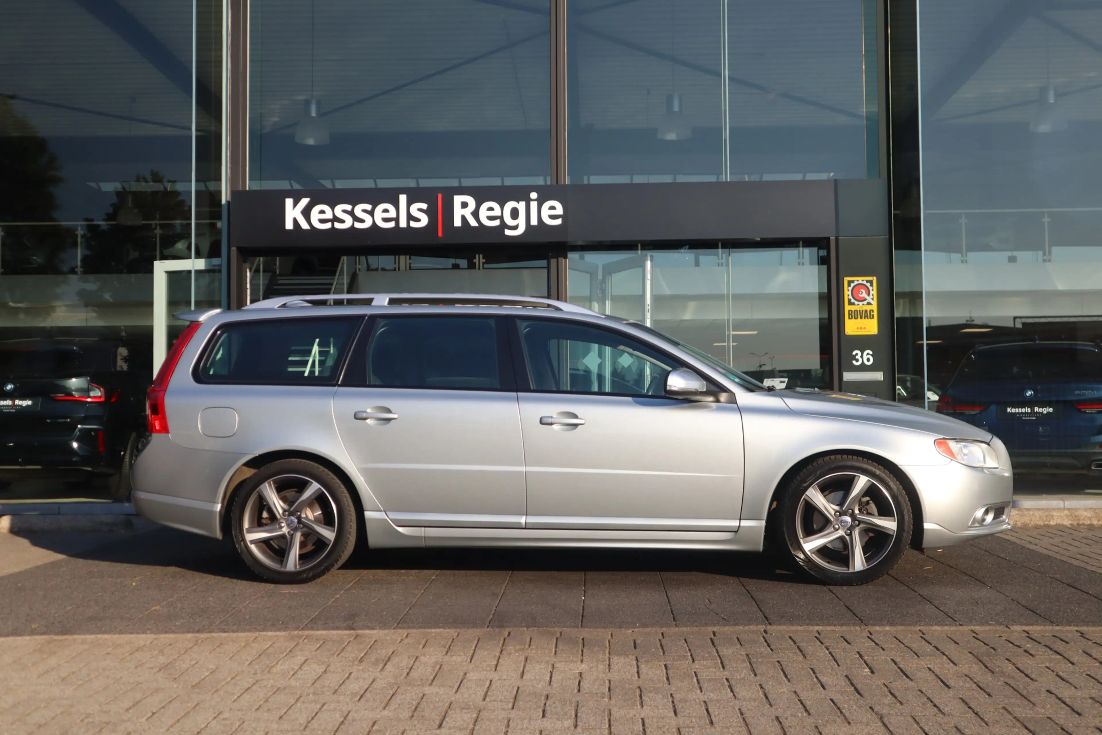 Volvo V70 1.6 T4 R-Edition | CarPlay | Stoelverwarming | Lee — photo 3