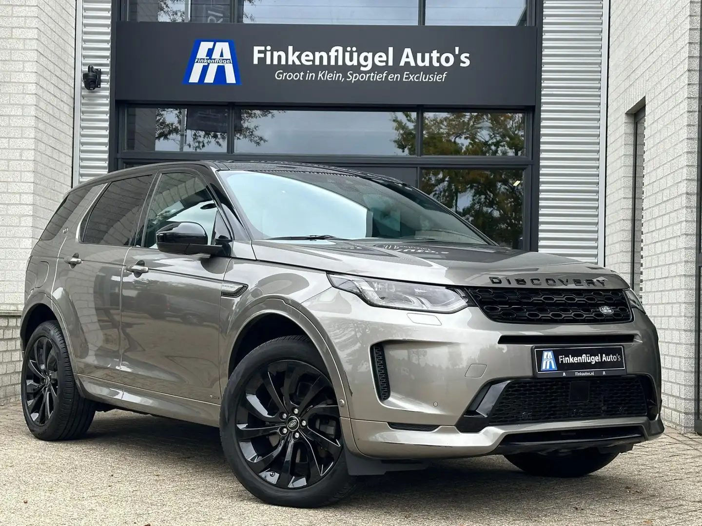 Land Rover Discovery Sport P300e 1.5 SE R-Dynamic|Meridian |Trekhaak |Memory Grijs - 1