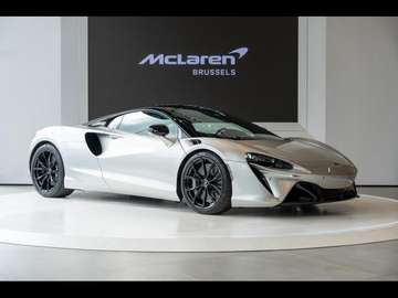 2 years of McLaren Warranty included