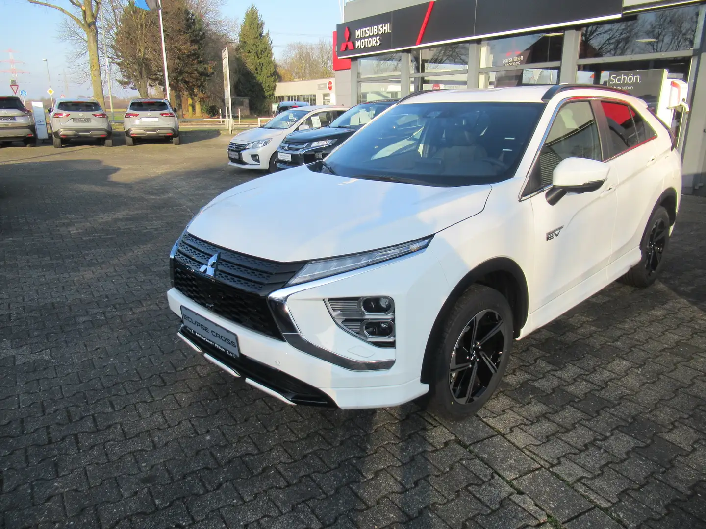 Mitsubishi Eclipse Cross Plug-In Hybrid 4WD Select*STANDHEIZUNG*ALLRAD* Weiß - 1
