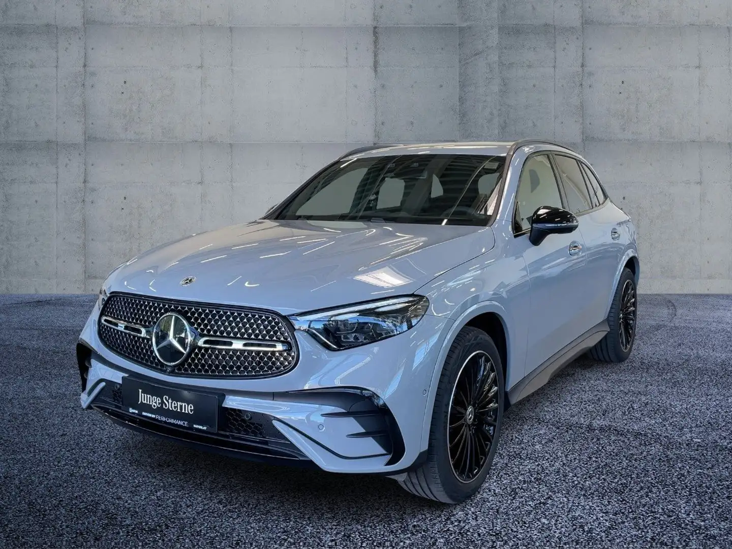 Mercedes-Benz GLC 200 d 4MATIC Österreich-Edition FAP Night Grau - 2