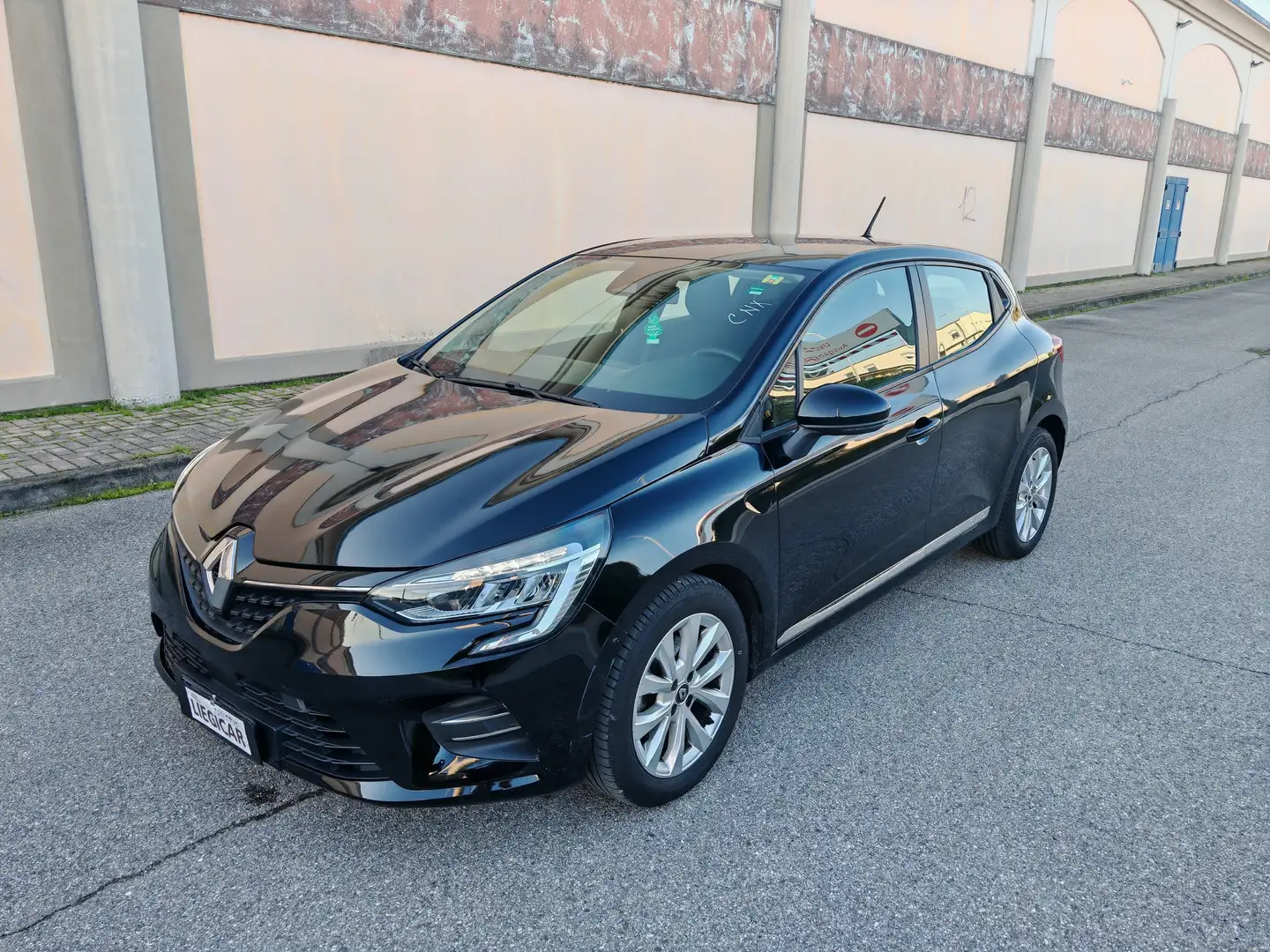 Renault Clio 2022 DCI OK NEOPATENTATI UNIPROPRIETARIO GARANZIA Nero - 1