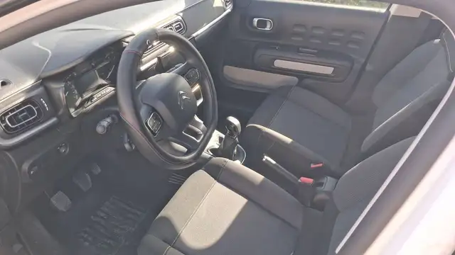 Citroen C3 view 8