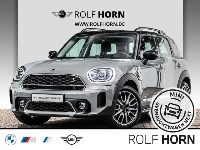MINI Cooper SE Countryman Countryman Cooper SE ALL4 Essential Trim Navi