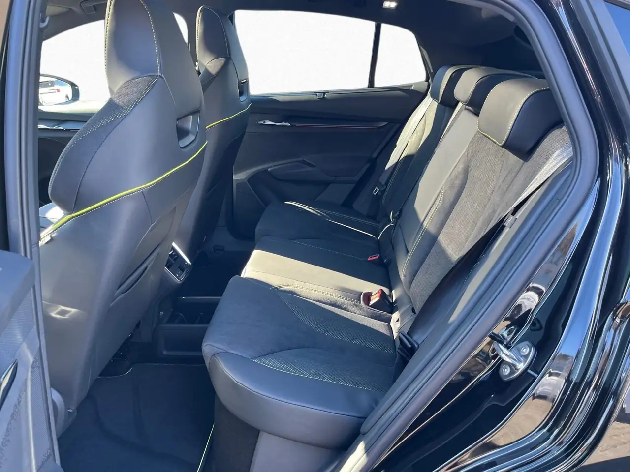 Skoda Enyaq Coupe RS 4X4 82 kWh Batterie AHK Pano-Dach, миниатюра 12
