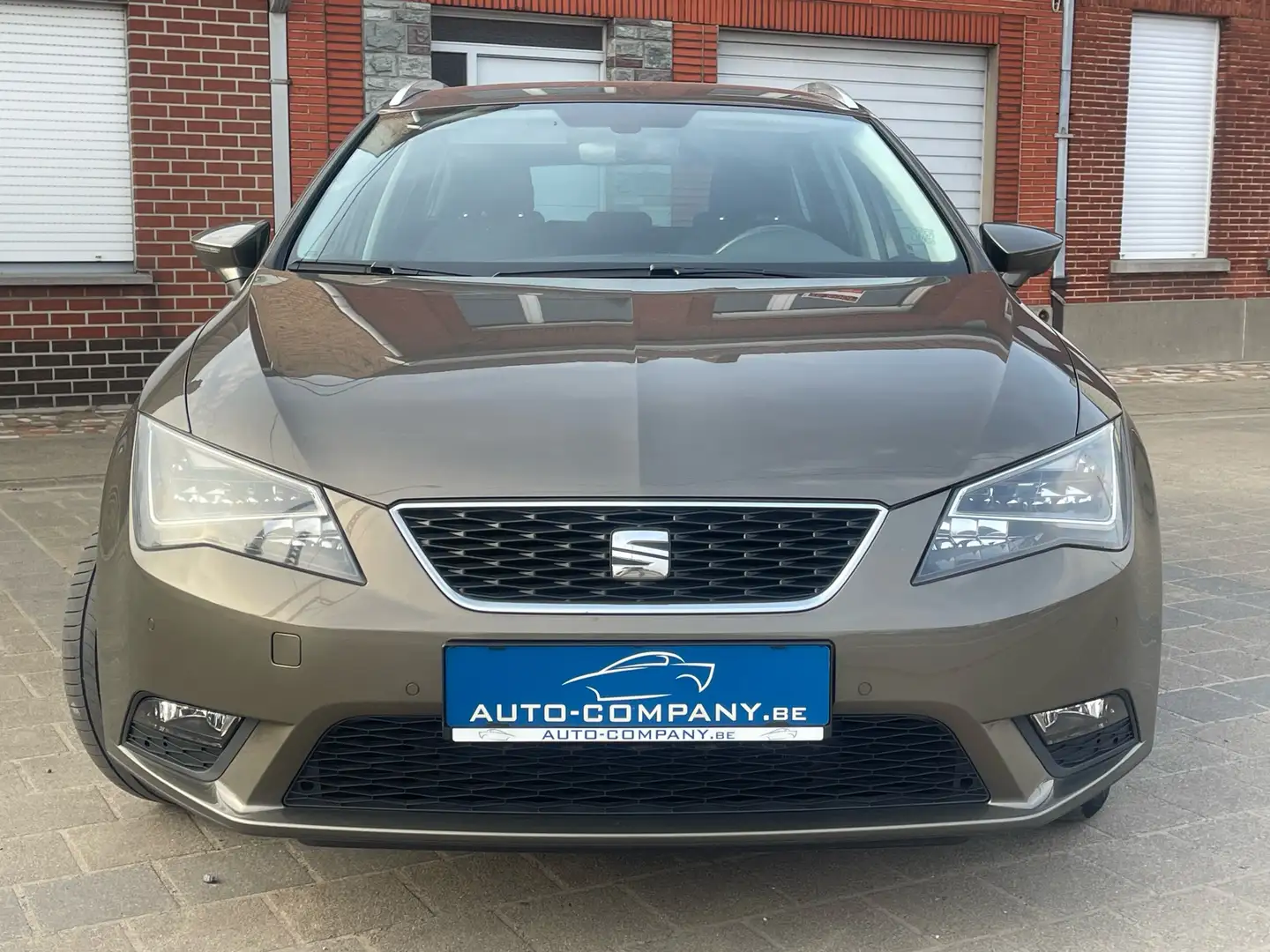 SEAT Leon ST 1.4 TGI CNG Connect Beige - 1