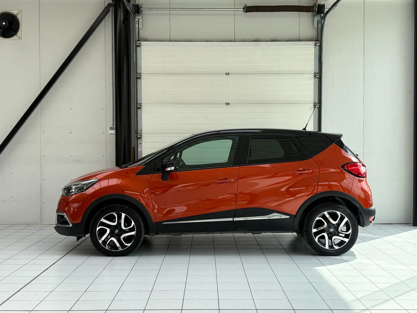 Renault Captur Captur 1.5 dCi * GPS * PDC * JANTES * CLIM * Orange - 2