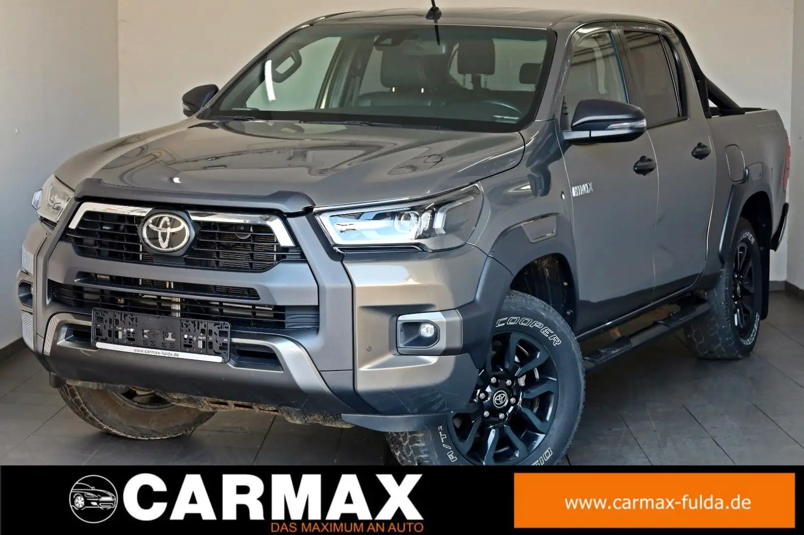 Toyota Hilux 2.8 D4-D Invincible ,VOLL! ACC,JBL,LED,AHK Braun - 1