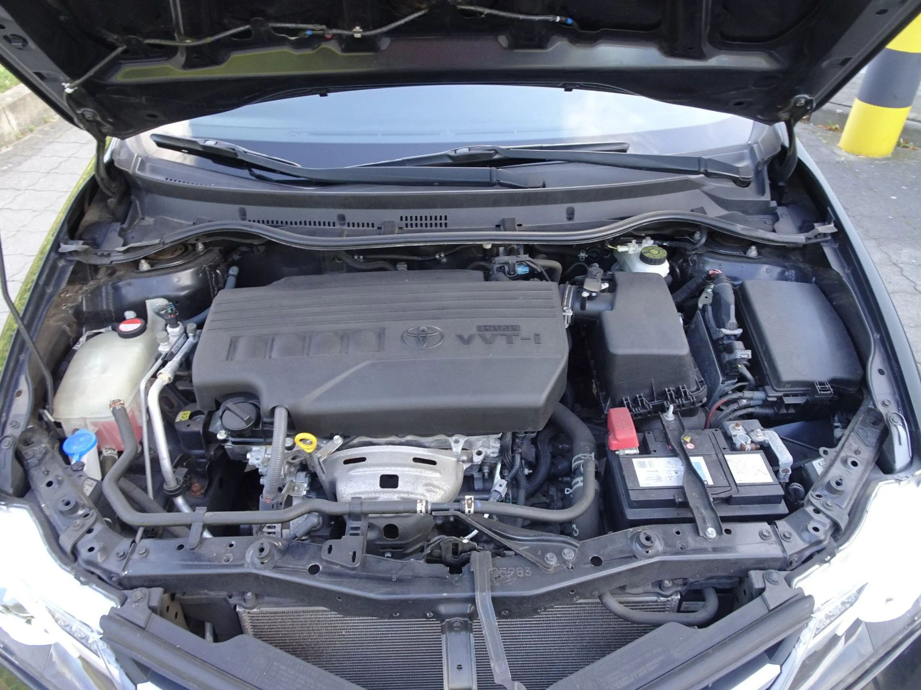 Toyota Auris 1,33-l-Dual-VVT-i / 1-Hand — photo 19