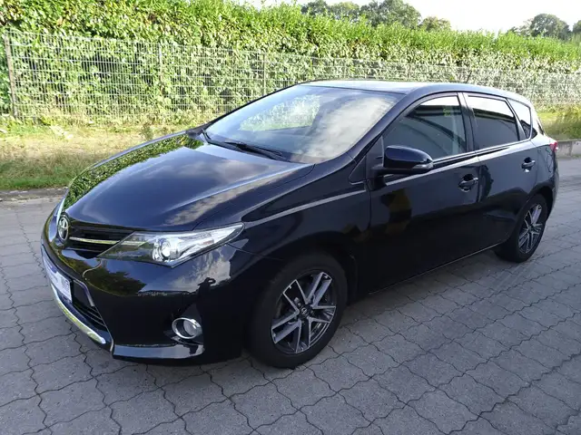 Toyota Auris 1,33-l-Dual-VVT-i / 1-Hand