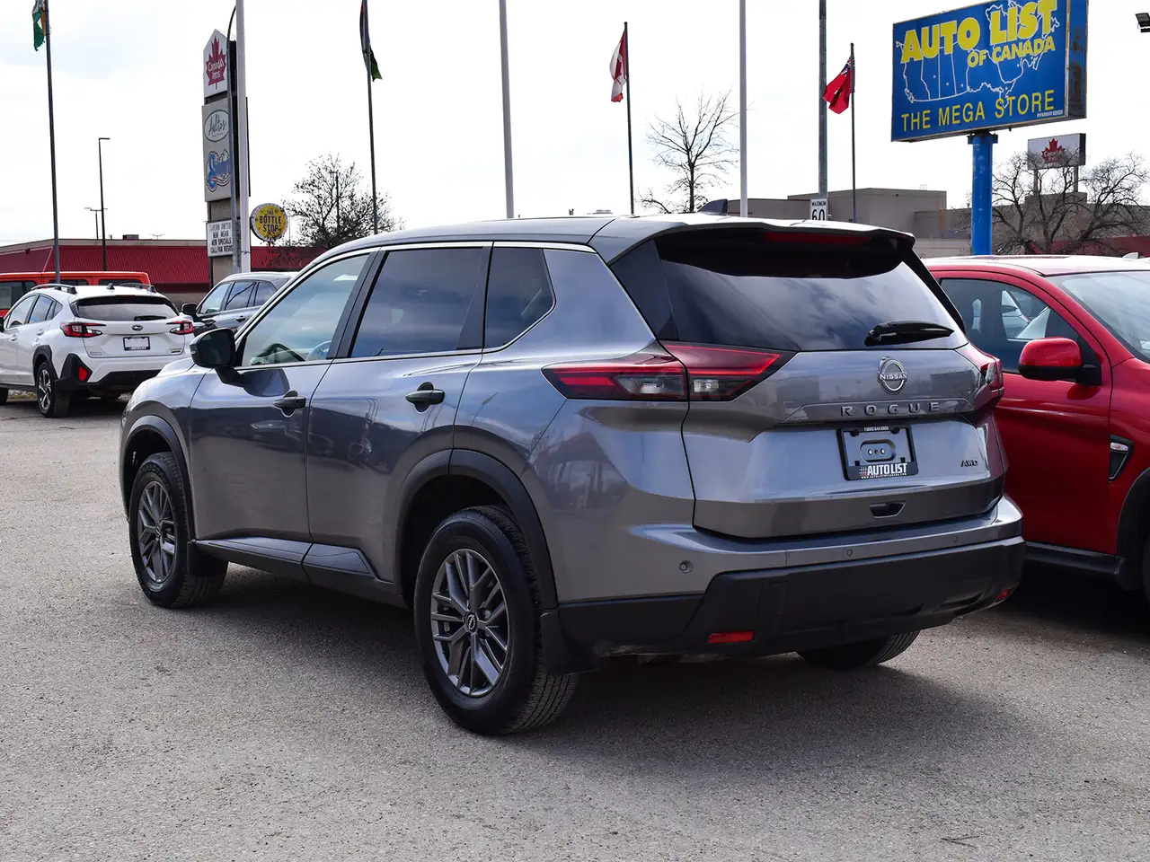Nissan Rogue снимка Nissan Rogue