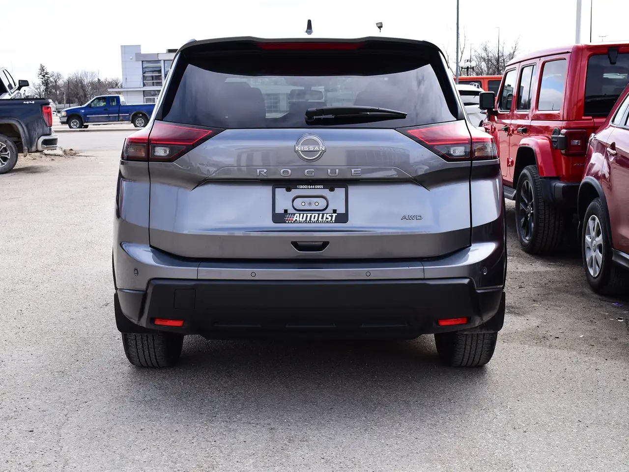 Nissan Rogue снимка Nissan Rogue