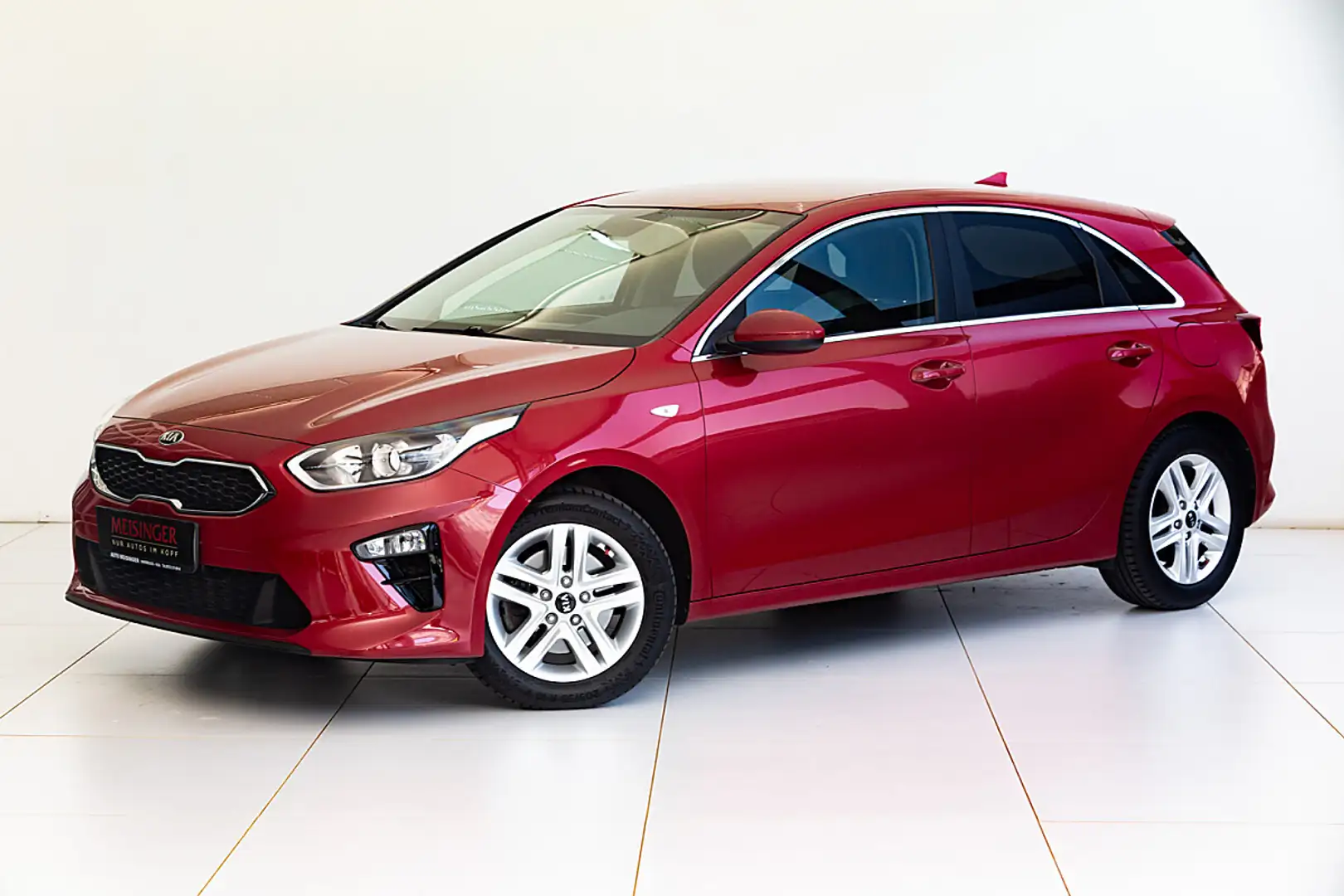 Kia Ceed / cee'd ceed 1,6 CRDi ISG Silber Rot - 1