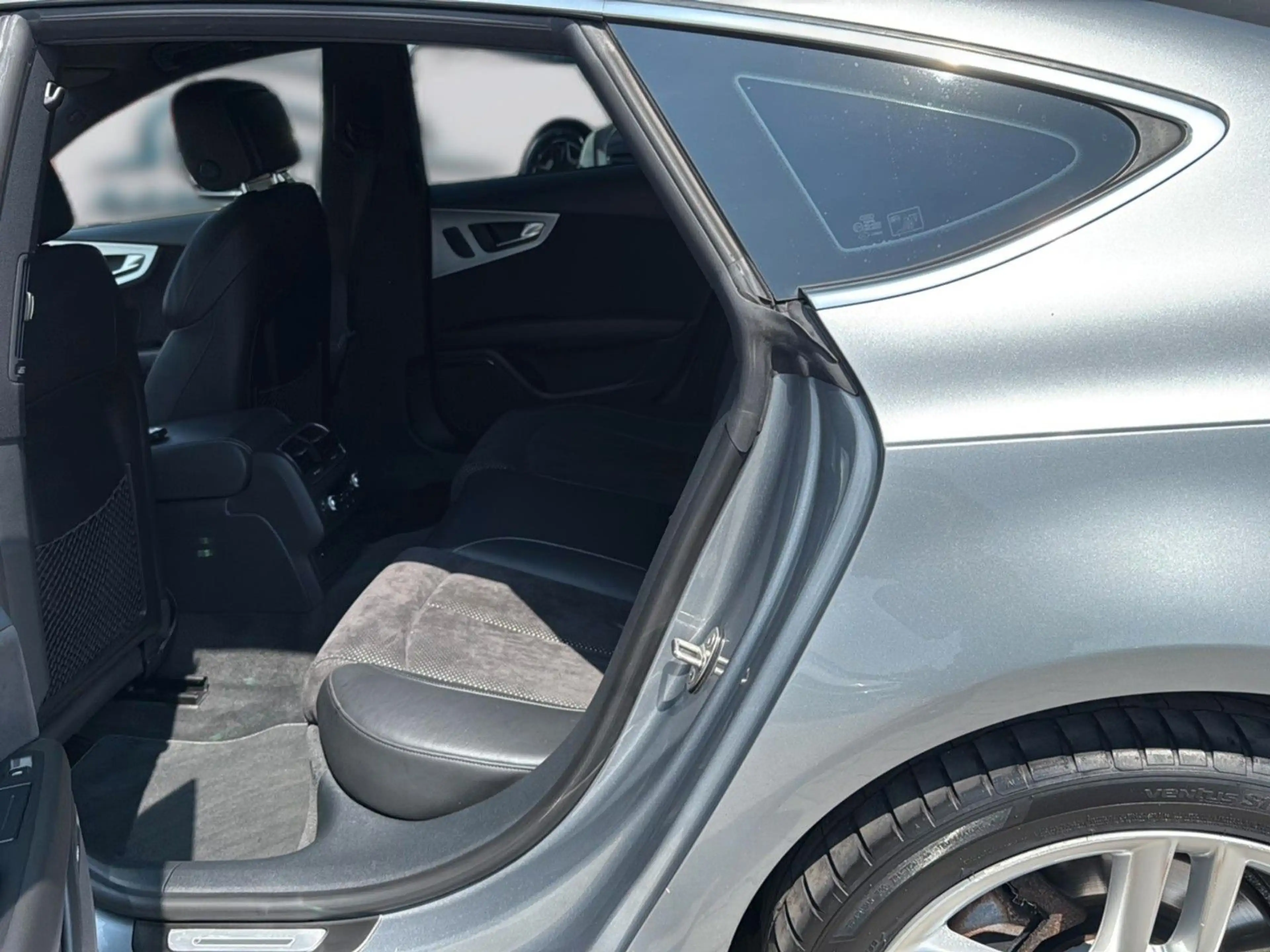 Audi A7 Sportback 3.0 TDI quattro — photo 10