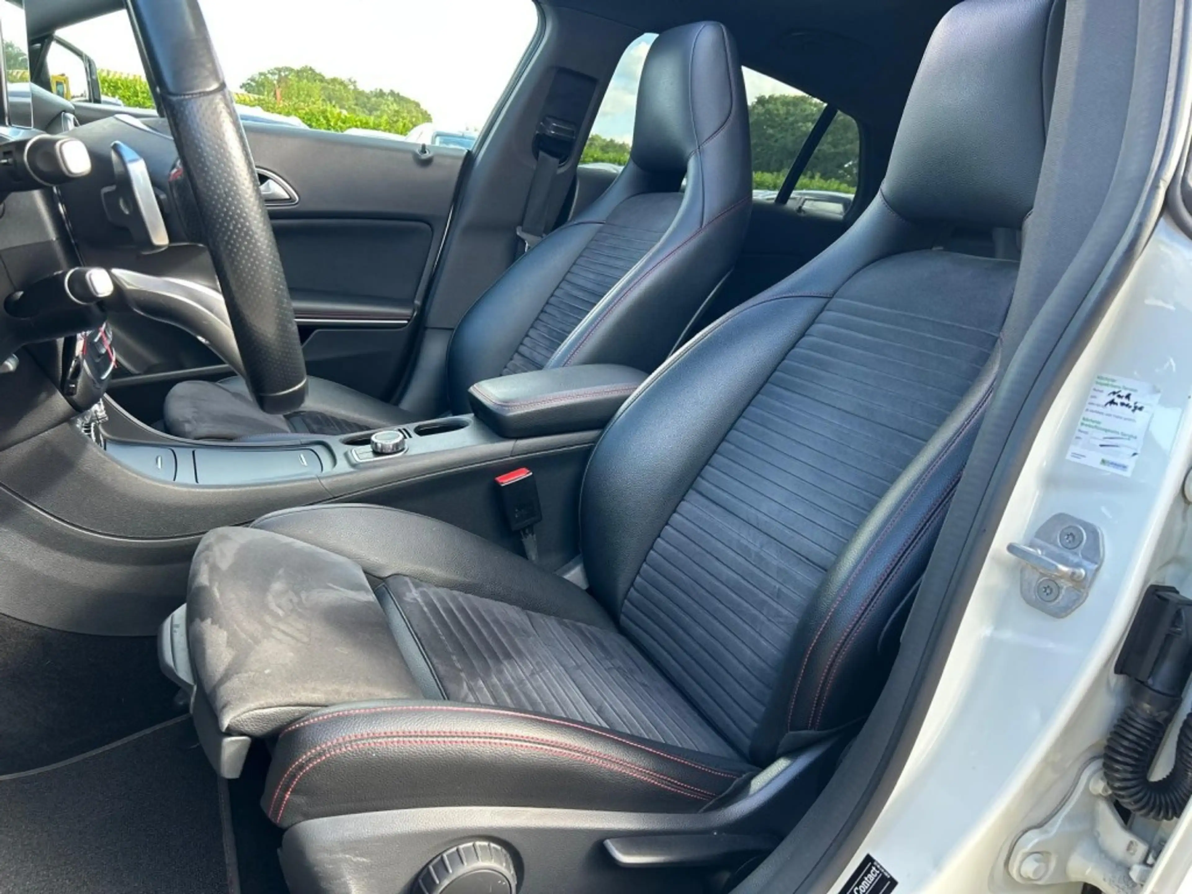 Mercedes-Benz CLA 180 180 Shooting Brake, AMG Pano, Cruise, Harman Kardo — photo 12