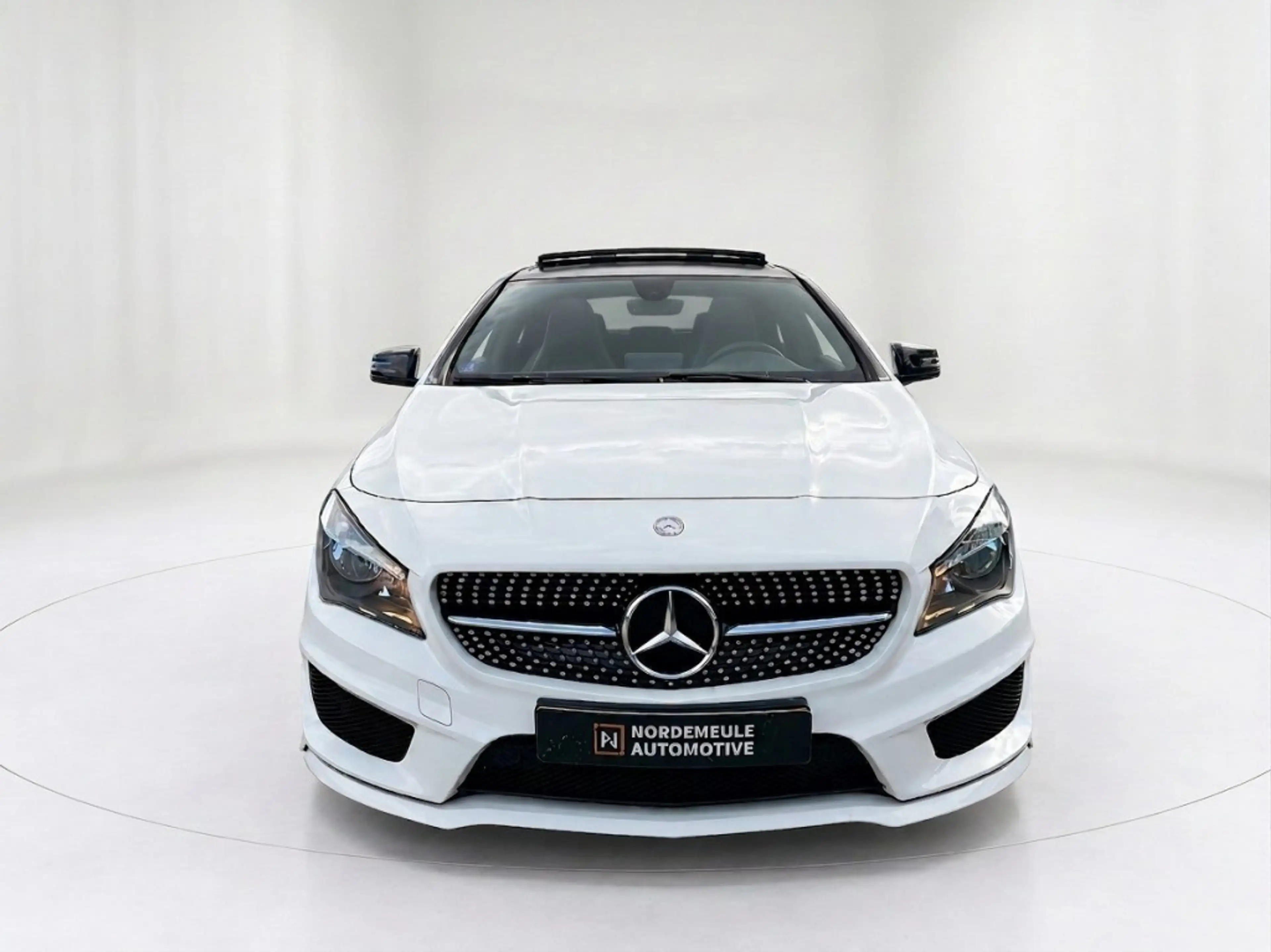 Mercedes-Benz CLA 180 180 Shooting Brake, AMG Pano, Cruise, Harman Kardo — photo 2