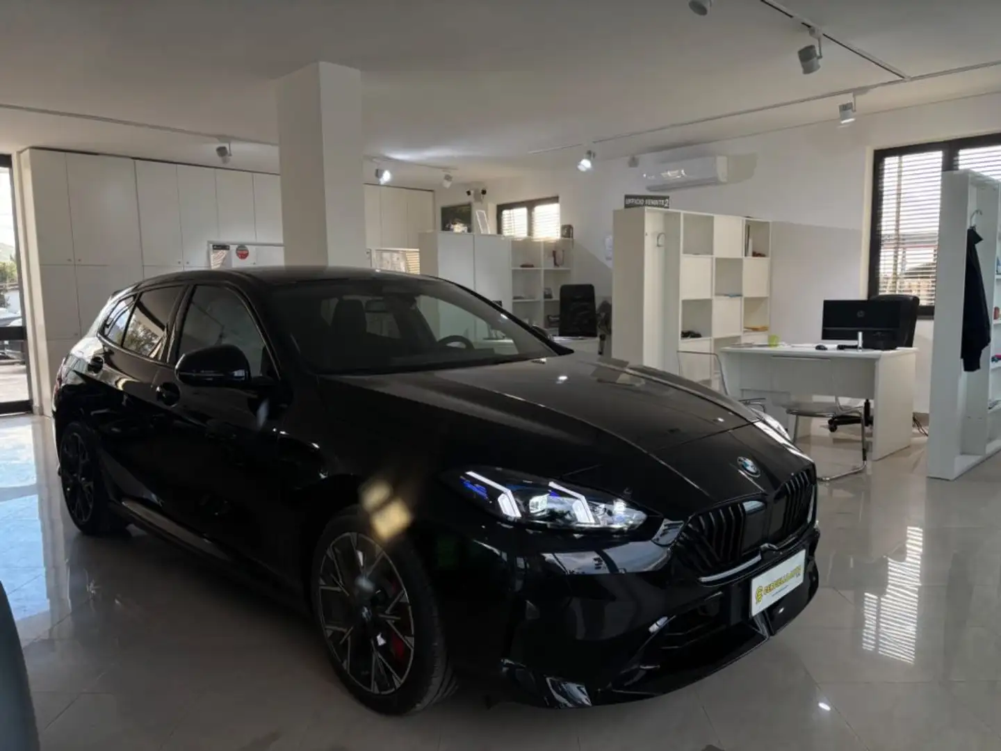 BMW 118 d MSport Pro tua da 429,00 Noir - 1
