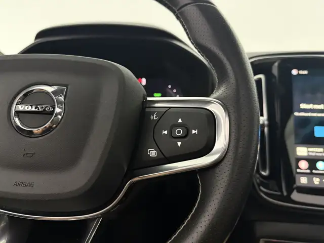 Volvo XC40 view 26