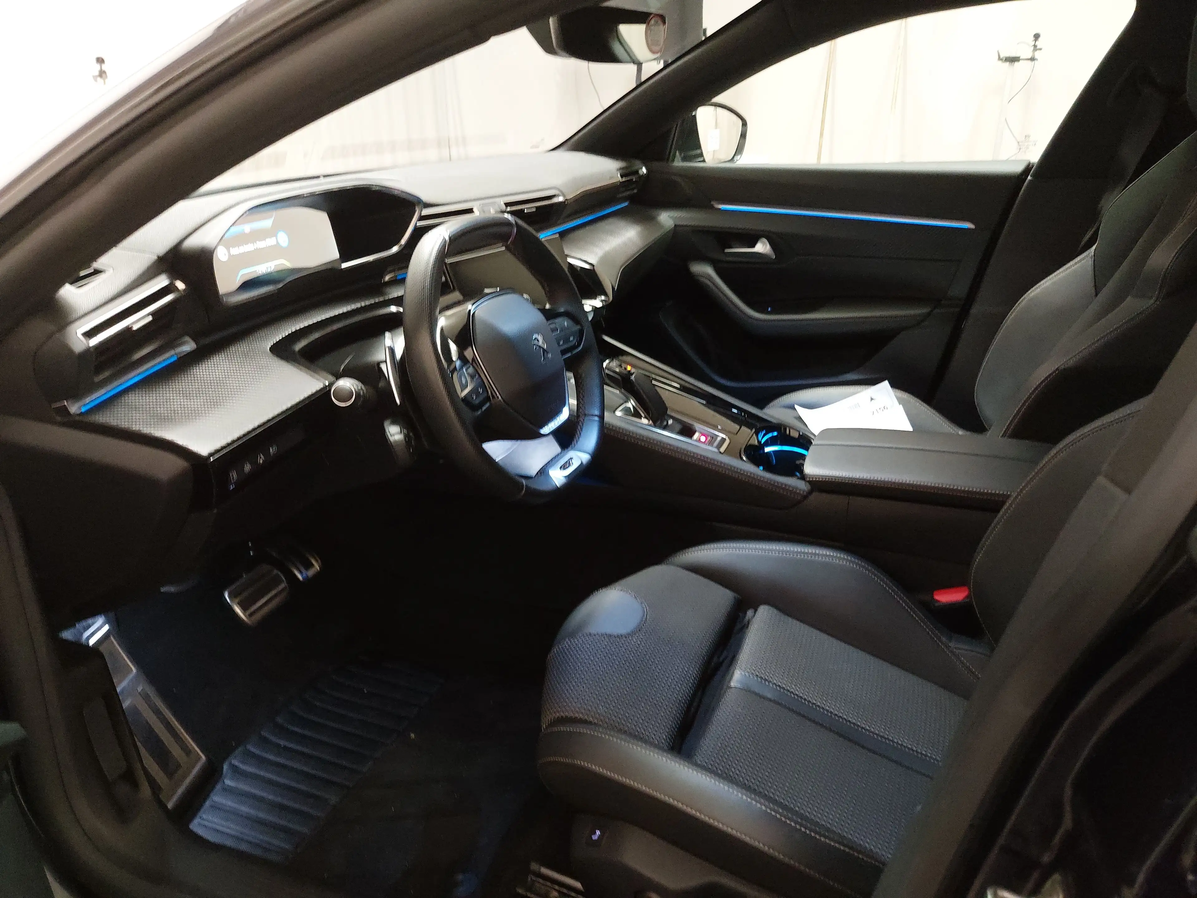 Peugeot 508 508 T-LEDER KLIMAAUT LED RADIO MFL PANO SHZ VC PDC Navi — photo 6