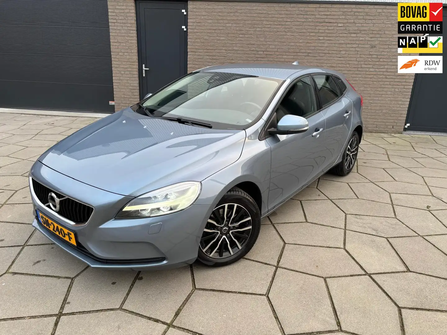 Volvo V40 2.0 T2 Nordic+ LUXURY|Nederlandse auto|Navi , LED Blauw - 1