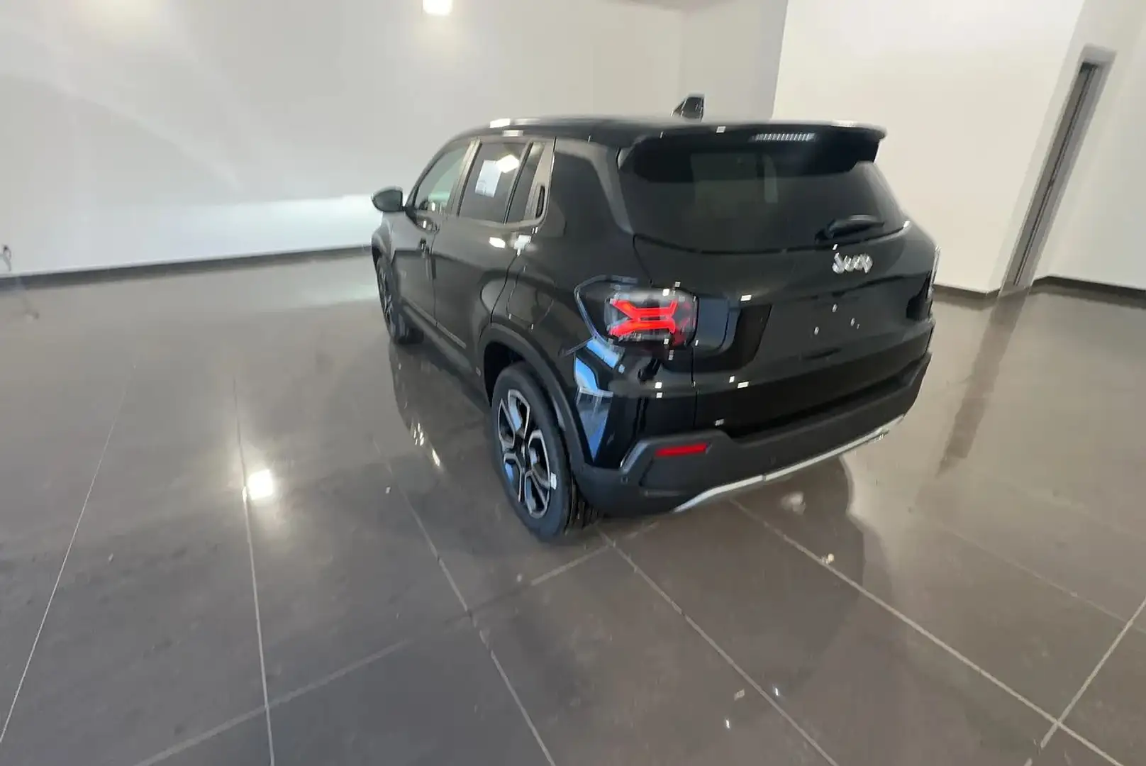 Jeep Avenger Avenger 1.2 t e-hybrid Summit 110cv edct Nero - 2